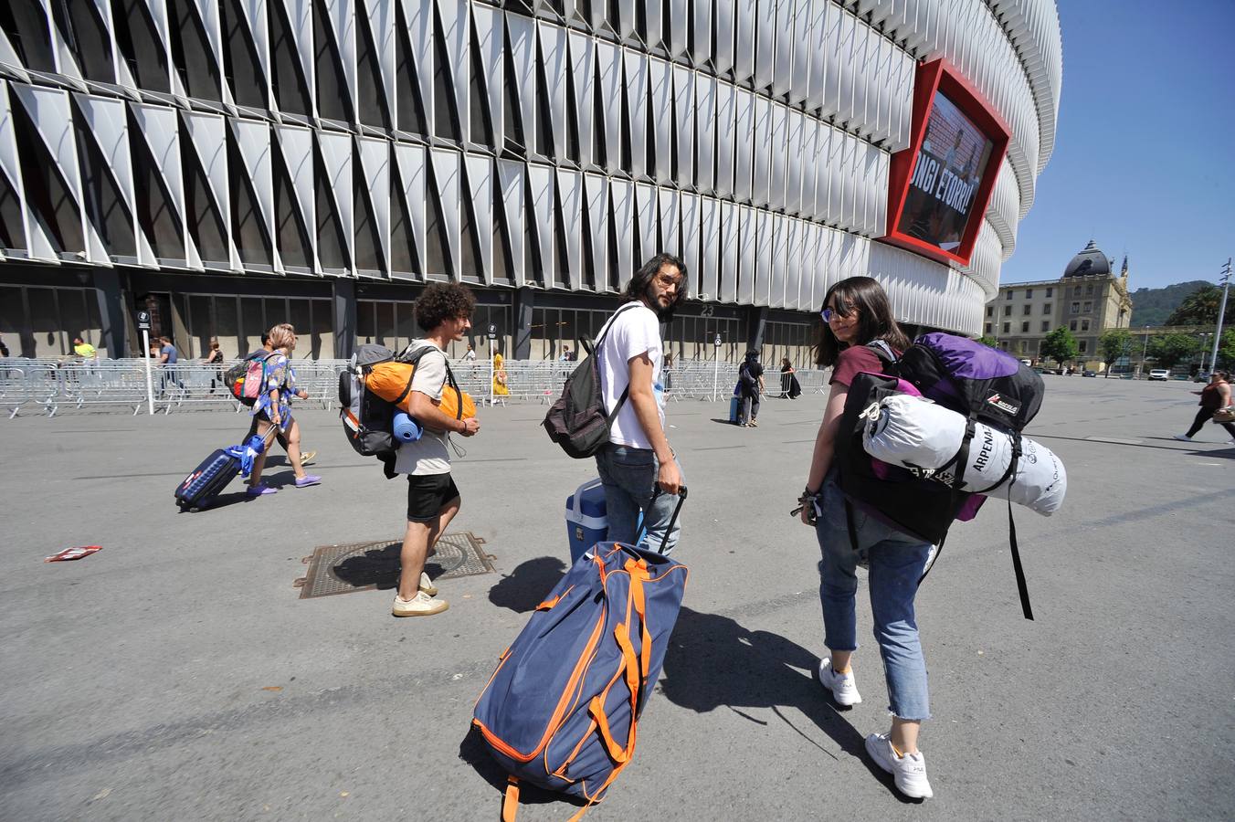 Fotos: Llegan a Bilbao los primeros festivaleros del BBK Live 2019