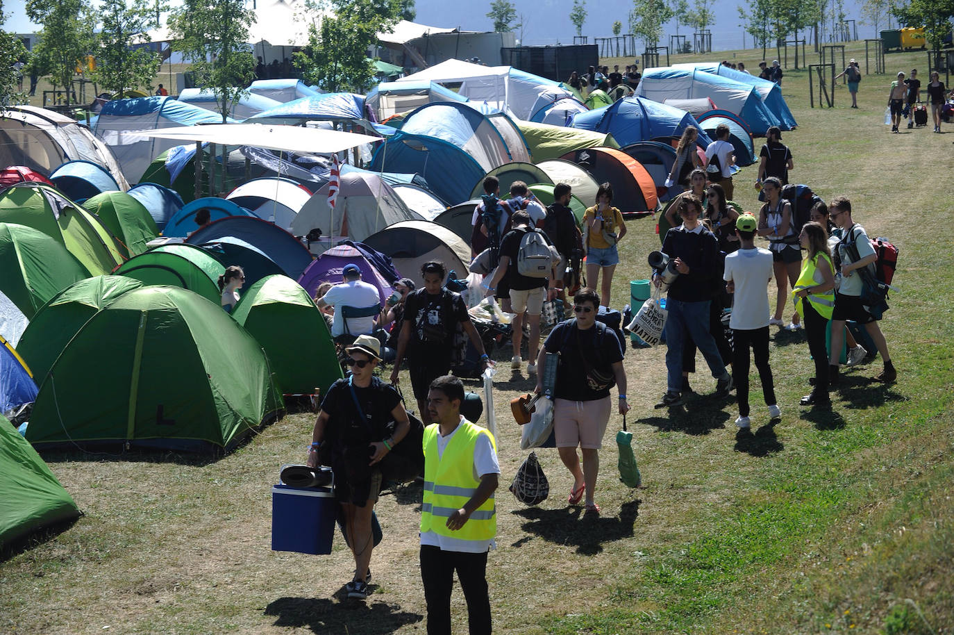 Fotos: Llegan a Bilbao los primeros festivaleros del BBK Live 2019