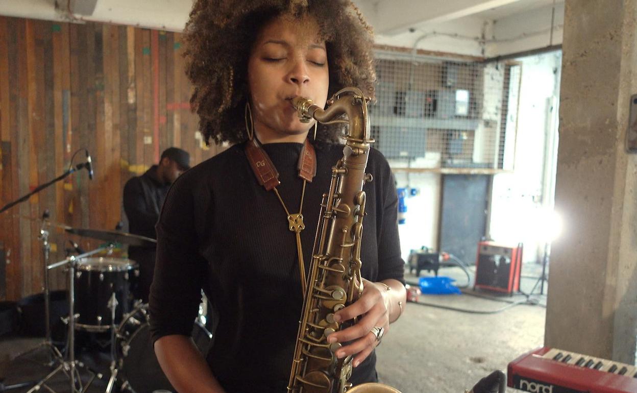 Nubya García actuará este miércoles en el Teatro Principal