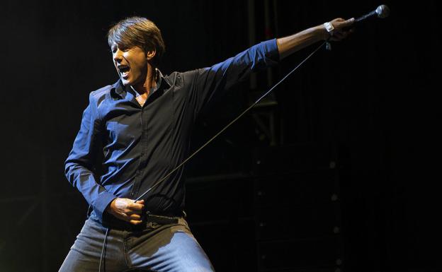 Brett Anderson, entregado.