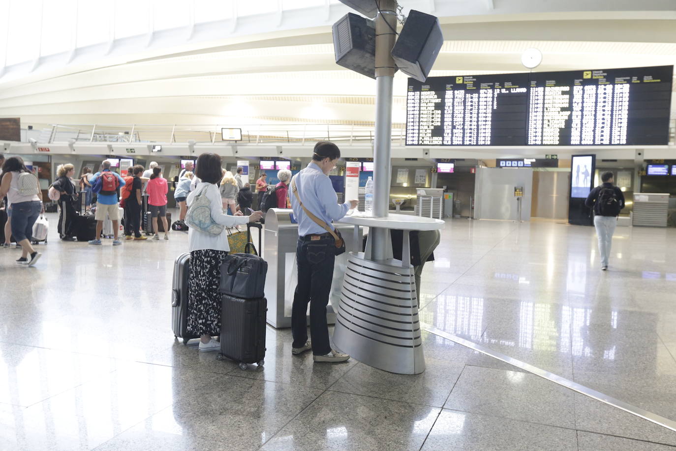 Fotos: Las imágenes del aeropuerto en la jornada de huelga