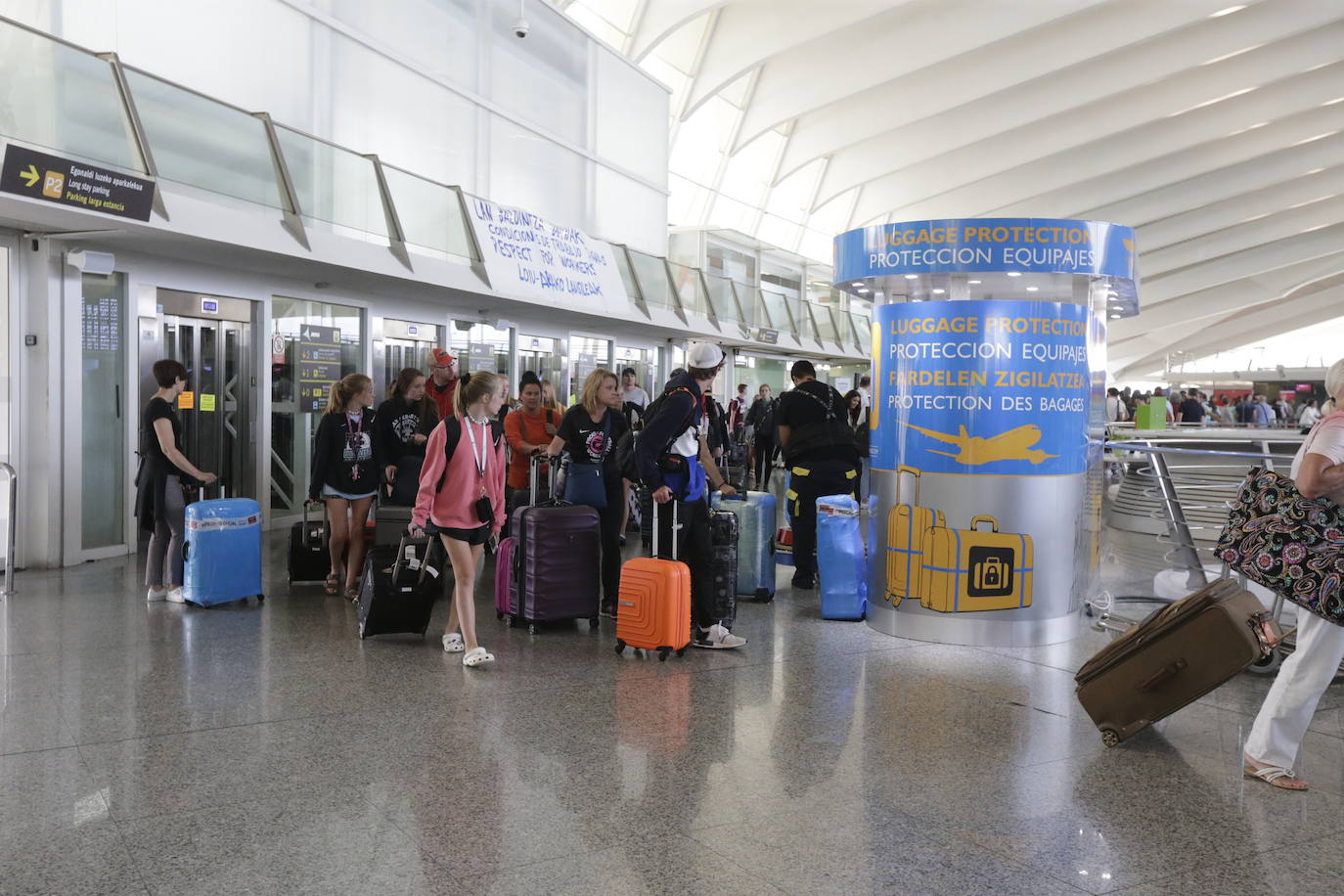 Fotos: Las imágenes del aeropuerto en la jornada de huelga