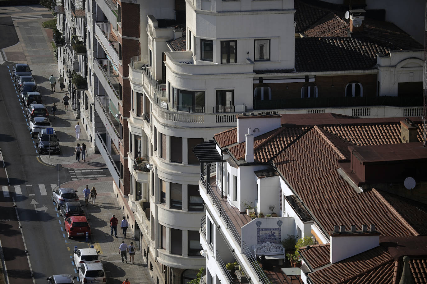 Terrazas con vistas en los edificios de Las Arenas.
