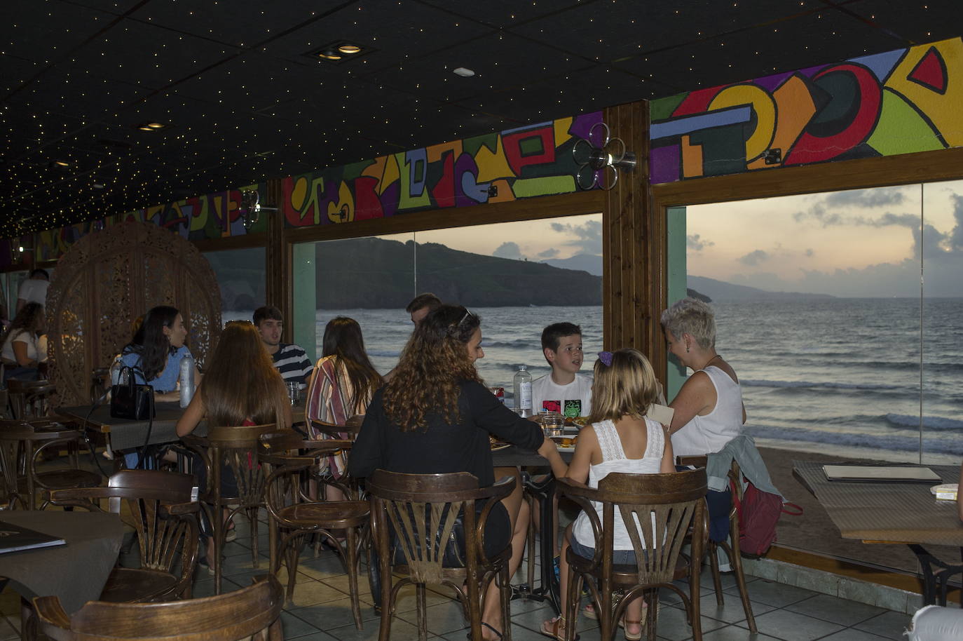 El Maloka ofrece buena comida y buenas vistas todo el año. 