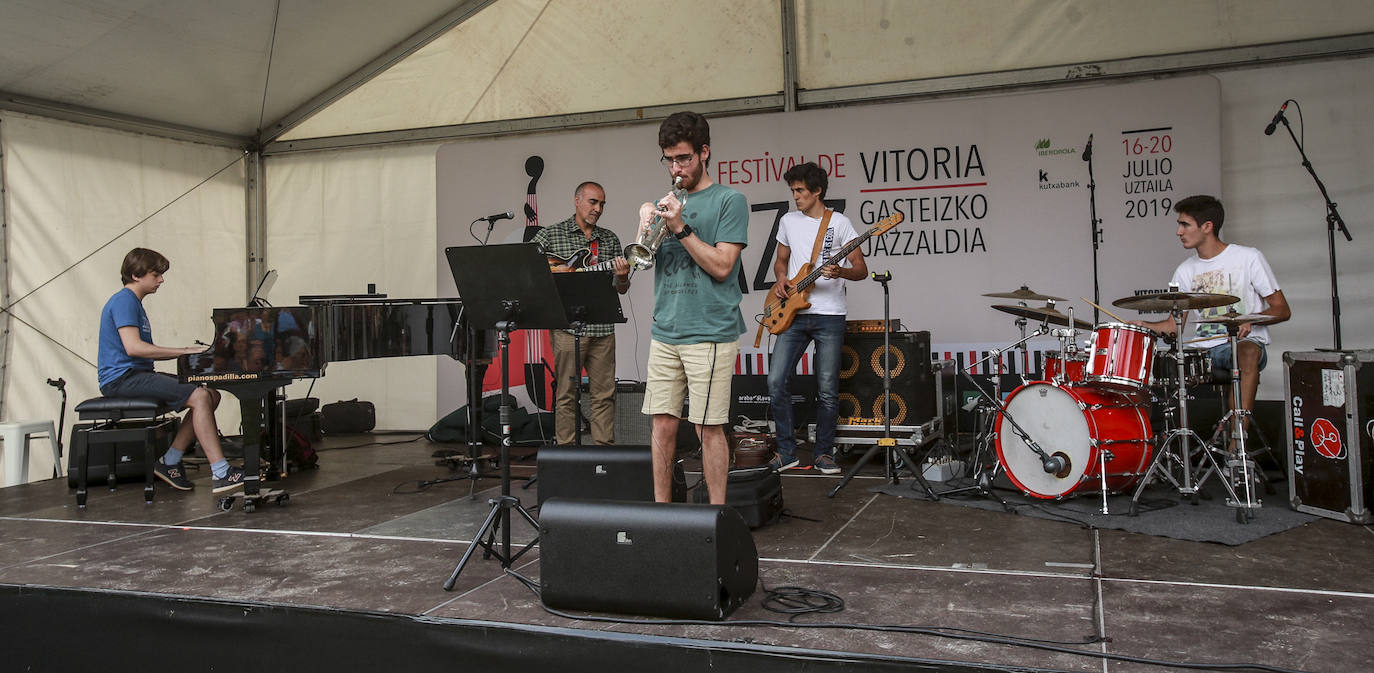 Fotos: El Festival de Jazz de Vitoria inunda de música el Jardín de Falerina