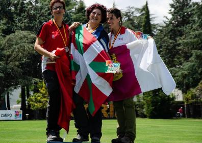 Imagen secundaria 1 - Mujeres al estilo Robin Hood