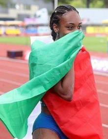 Imagen secundaria 2 - Larissa Iapichino emula a su madre 32 años después