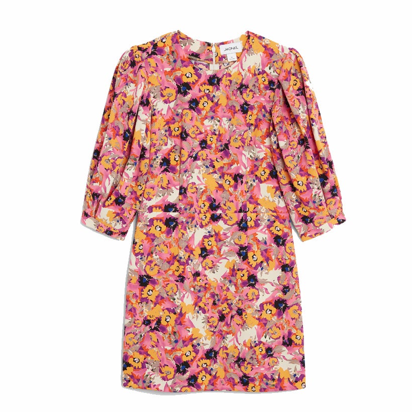 Vestido ‘mini’ con mangas abullonadas, de  Monki  (precio original: 40 euros; precio rebajado: 18 euros).