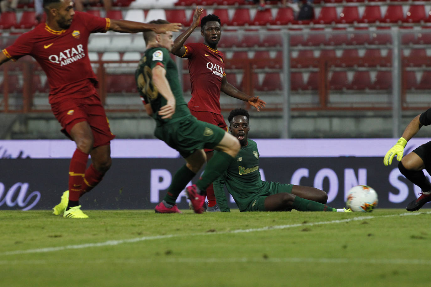 Fotos: El partido Athletic-Roma, en imágenes