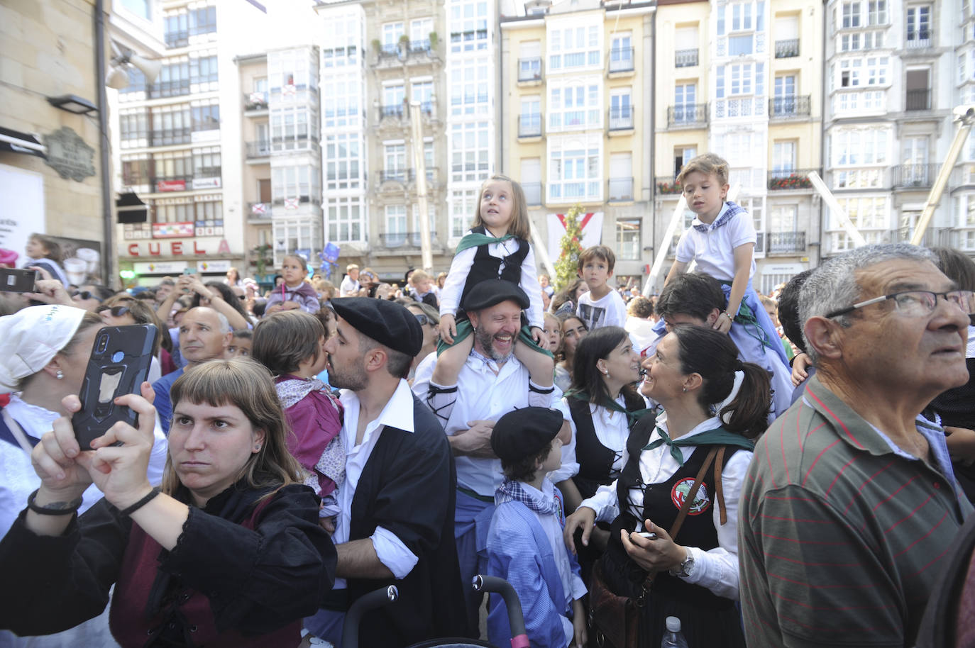 Fotos: Búscate en la baja de Edurne y Celedón txiki de La Blanca 2019