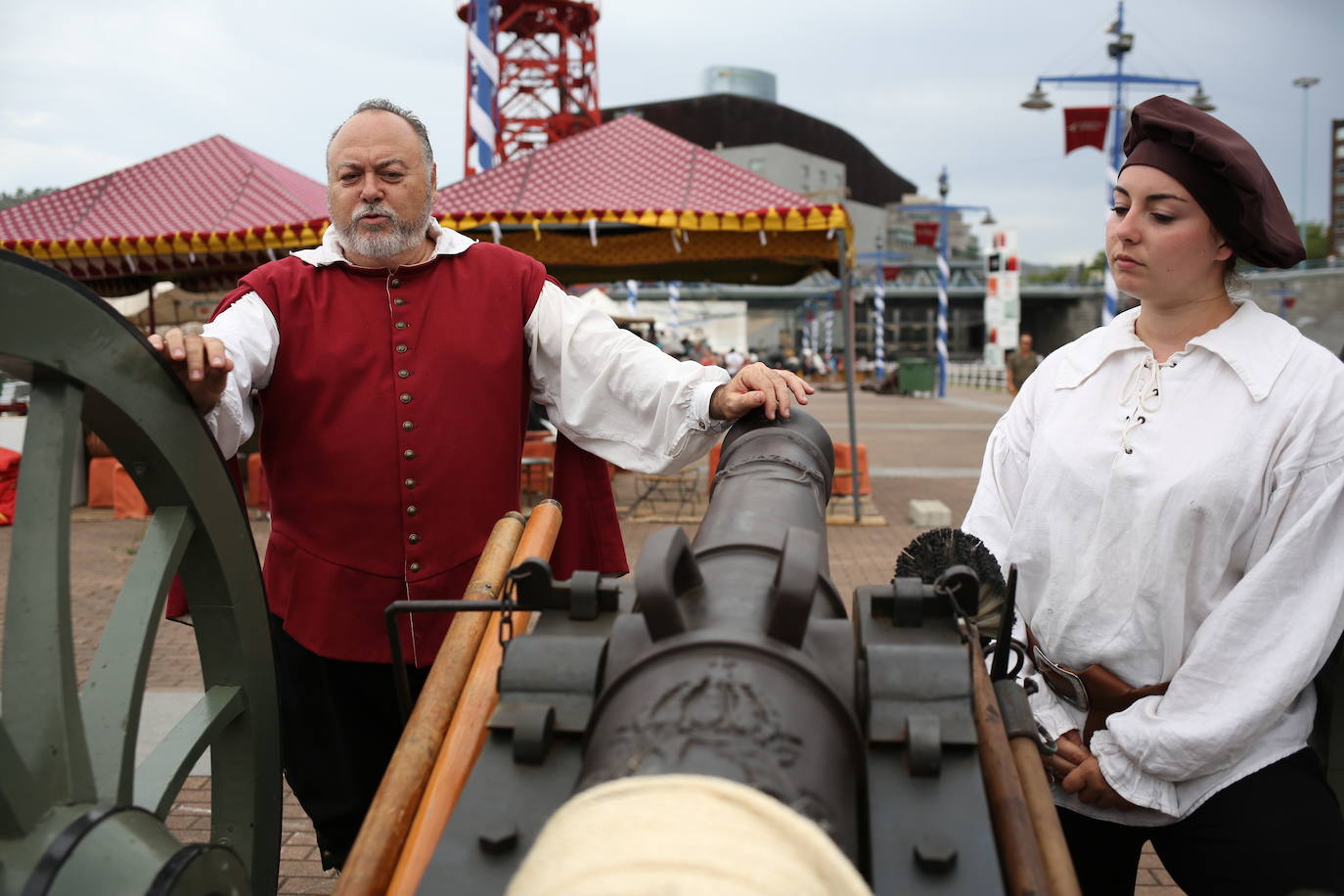 Fotos: Feria medieval en Bilbao