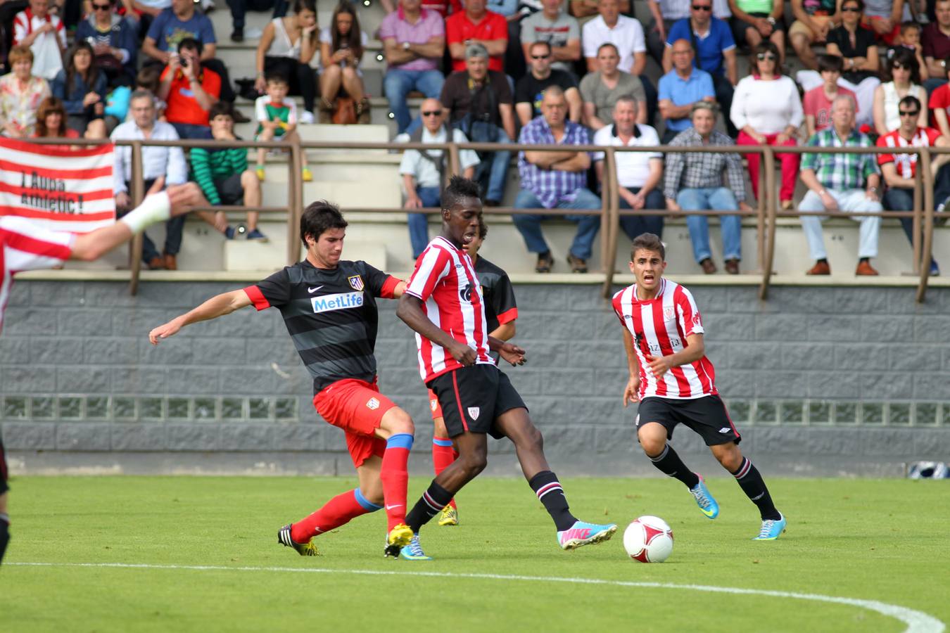 Williams en un partido de Copa del Athletic juvenil contra el Atlético en 2013.