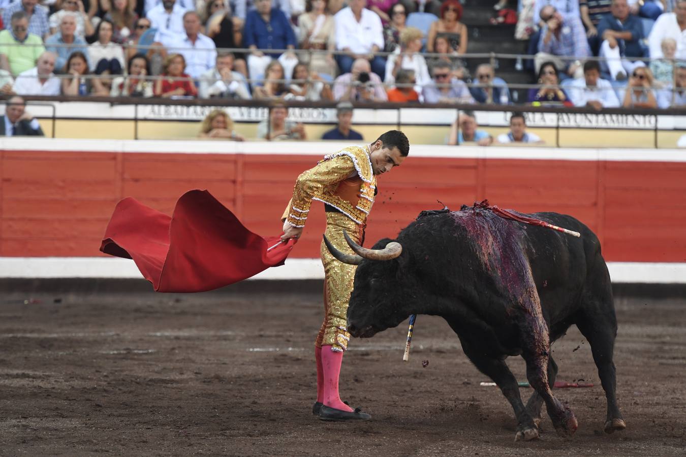 Fotos: Puerta grande de Paco Ureña en Vista Alegre tras cortar cuatro orejas