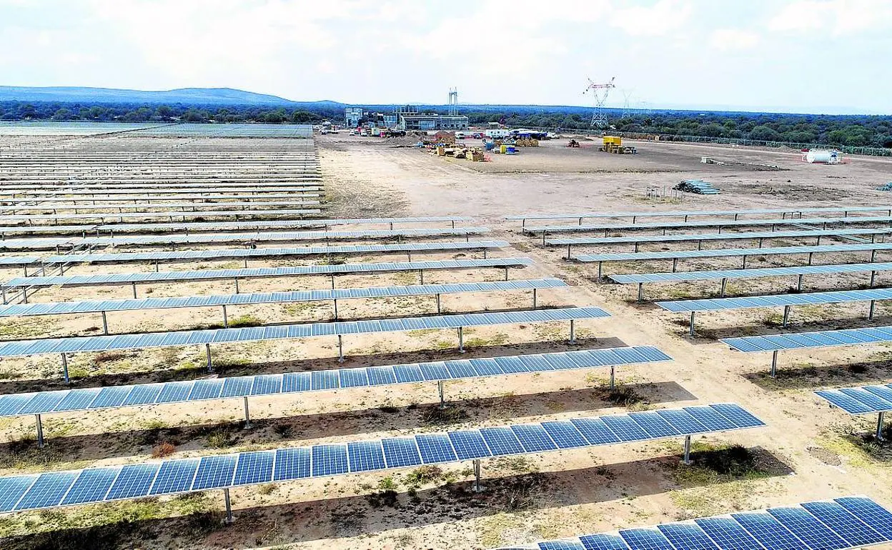 Vista de la planta fotovoltaica de Iberdrola en la localidad mexicana de San Luis Potosí.