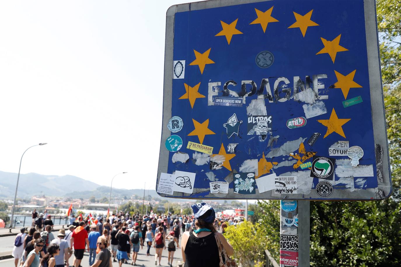 Fotos: Así ha sido la manifestación por la cumbre del G7 en Hendaya