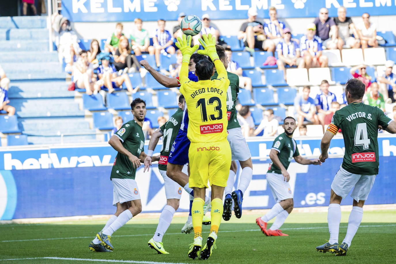 Las mejores fotos del encuentro de la segunda jornada de LaLiga disputado en el estadio de Mendizorroza