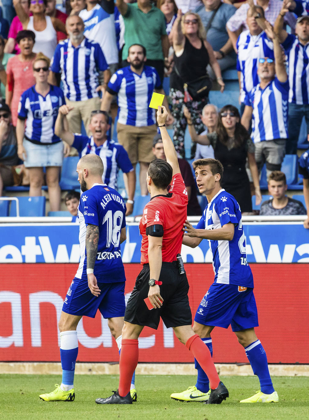 Las mejores fotos del encuentro de la segunda jornada de LaLiga disputado en el estadio de Mendizorroza