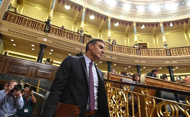 Sánchez llega al Congreso para el debate sobre la gestión de la crisis del Open Arms. 