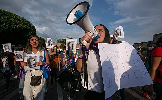 Imagen principal - Bertín Osborne y la revolución del brilli-brilli