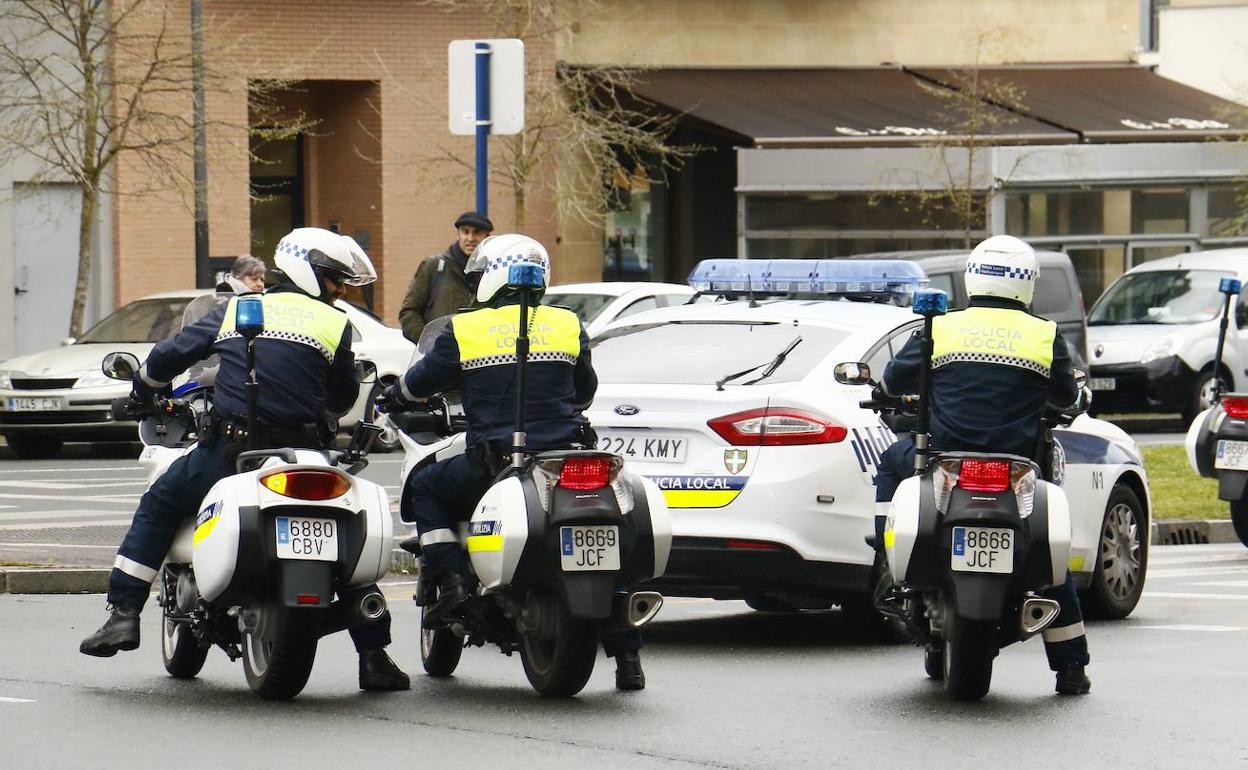 Agentes de la Policía Local de Vitoria. 