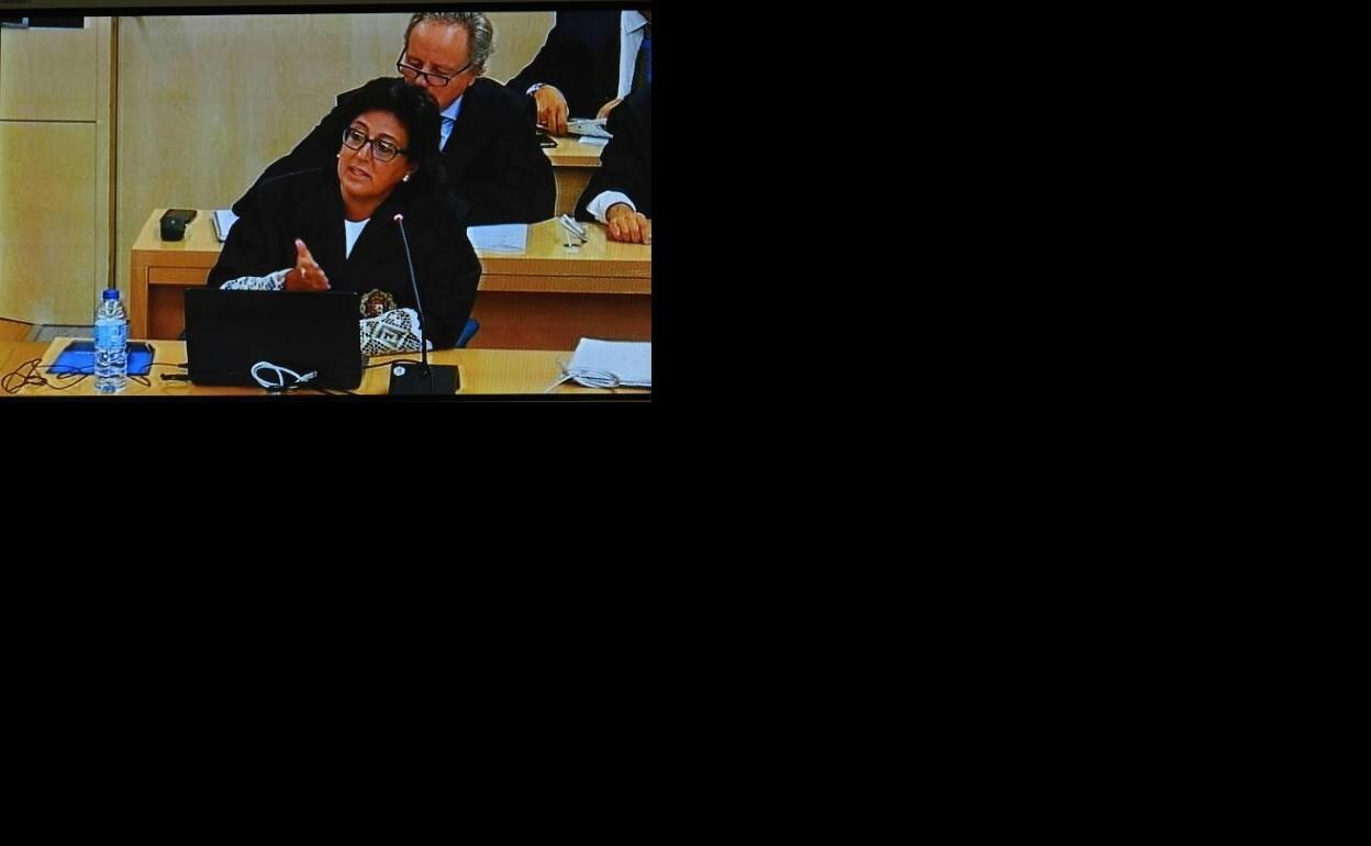 La fiscal Carmen Launa, este lunes durante su informe final en el juicio del 'caso Bankia'. 