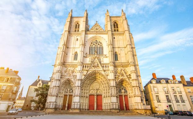 Catedral de San Pierre, en el centro de Nantes.