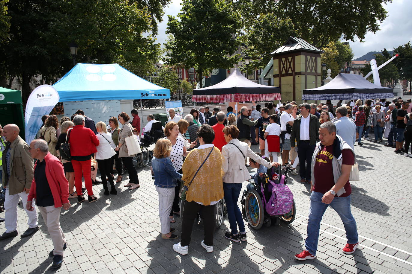 Fotos: Las imágenes de la fiesta de Fekoor en el Arenal de Bilbao