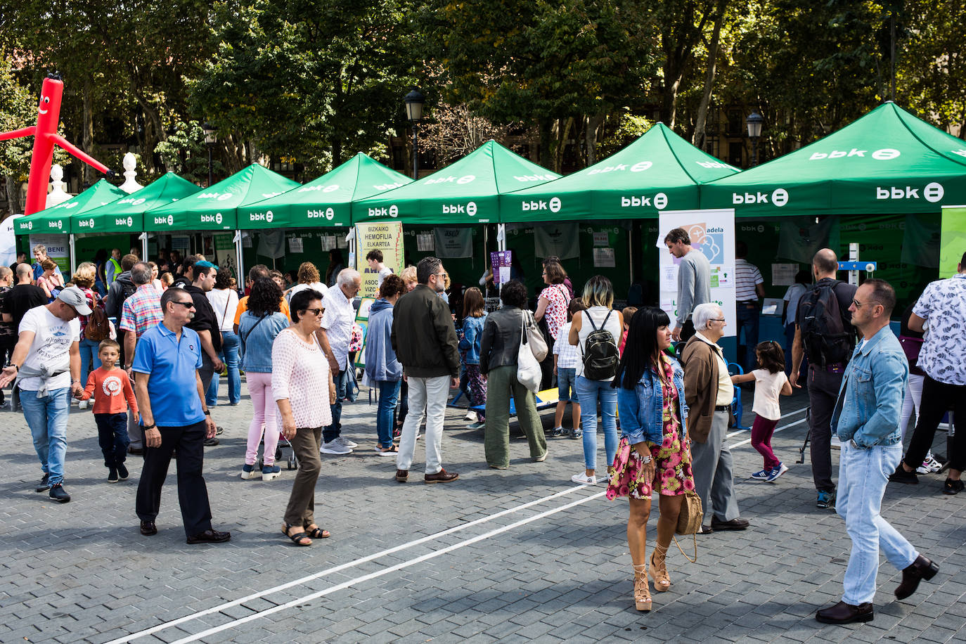 Fotos: Las imágenes de la fiesta de Fekoor en el Arenal de Bilbao