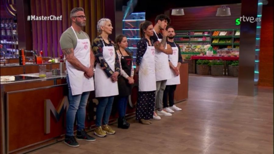 Aitana, la cuarta finalista de la última edición MasterChef España, ha asistido al enlace de una de sus compañeras de 'reality' con un look en tonos pastel cuidado al detalle