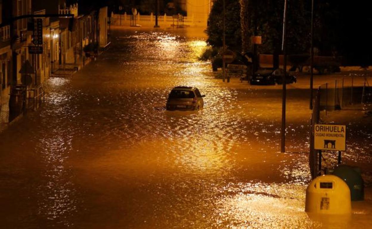 La localidad de Orihuela, anegada por la lluvia. 