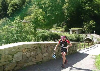 Imagen secundaria 1 - Momentos de la dura carrera por los Alpes italianos. 