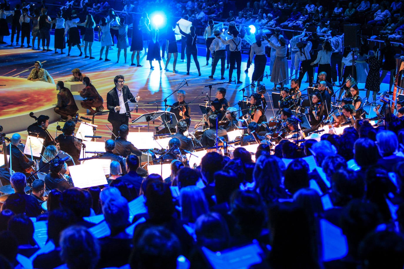 Fotos: &#039;Humanity al Music&#039; el gran espectáculo de la Corporación Mondragón