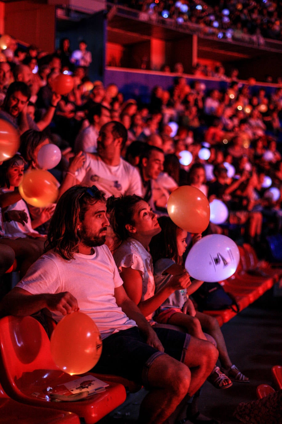 Fotos: &#039;Humanity al Music&#039; el gran espectáculo de la Corporación Mondragón