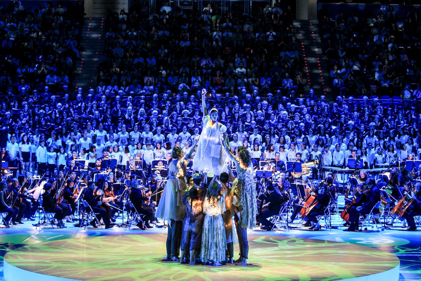 Fotos: &#039;Humanity al Music&#039; el gran espectáculo de la Corporación Mondragón