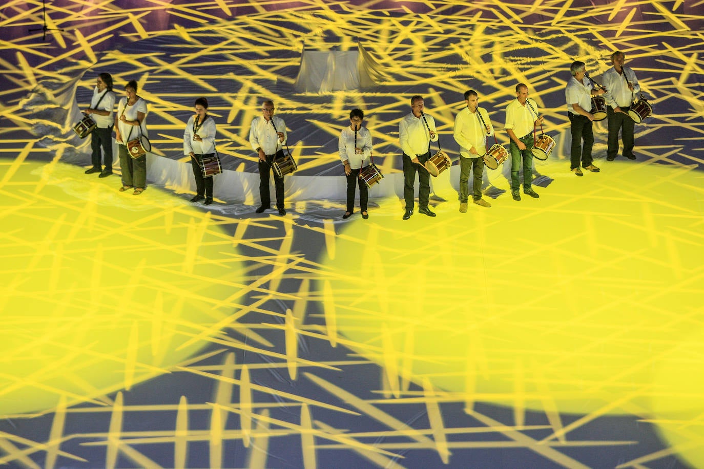 Fotos: &#039;Humanity al Music&#039; el gran espectáculo de la Corporación Mondragón