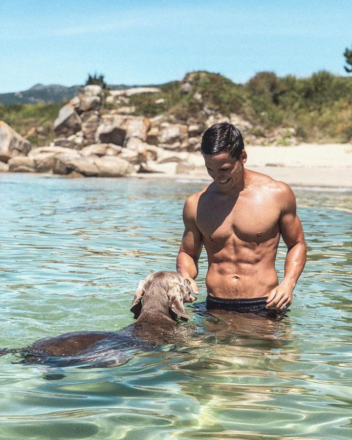 Todo apunta a que el 'instagramer' y Patricia, su pareja de toda la vida, han contraído matrimonio este mismo fin de semana en la más estricta intimidad