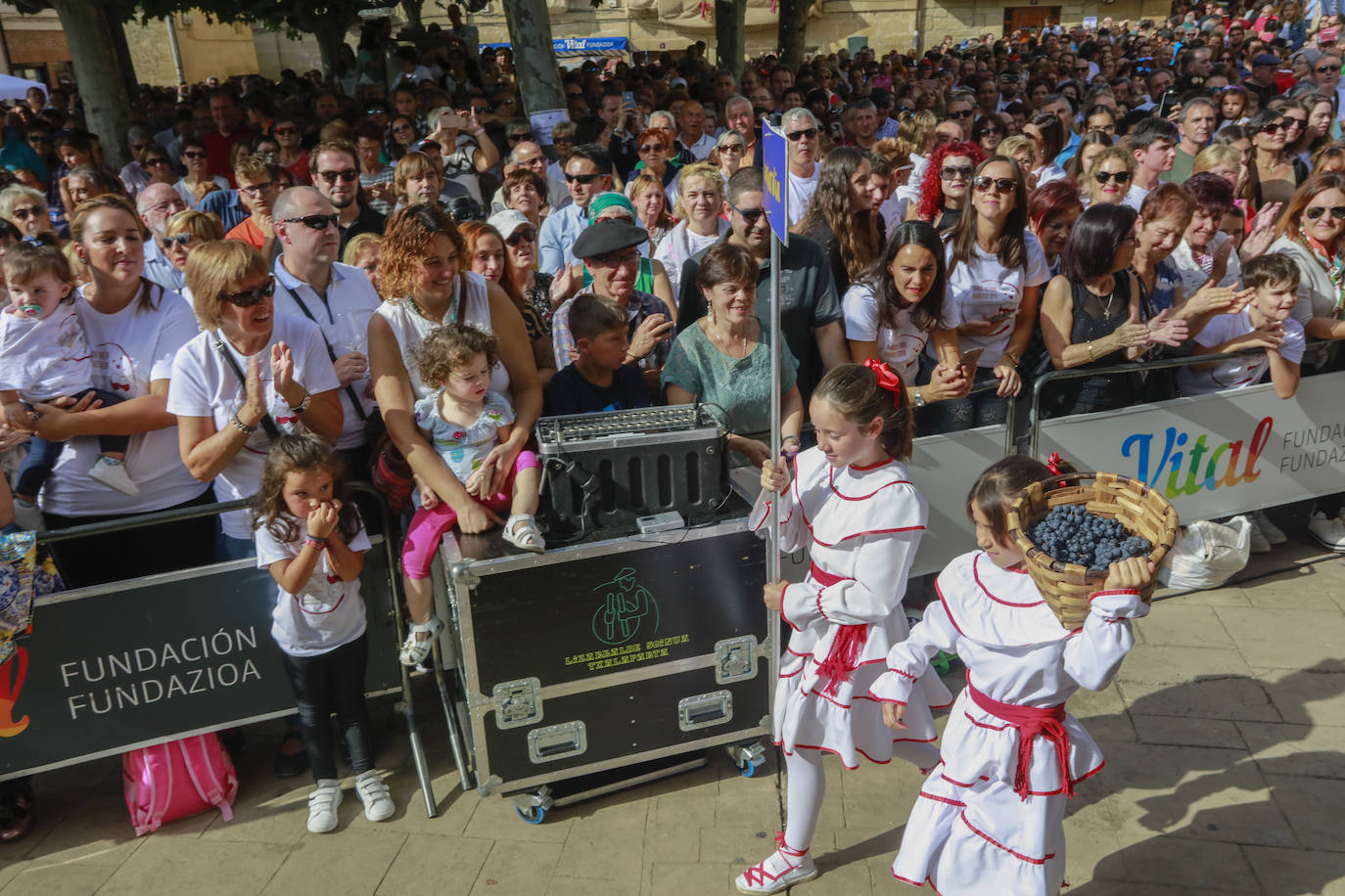 La tradición celebración de la Rioja Alavesa ha tenido lugar en la localidad de Baños de Ebro