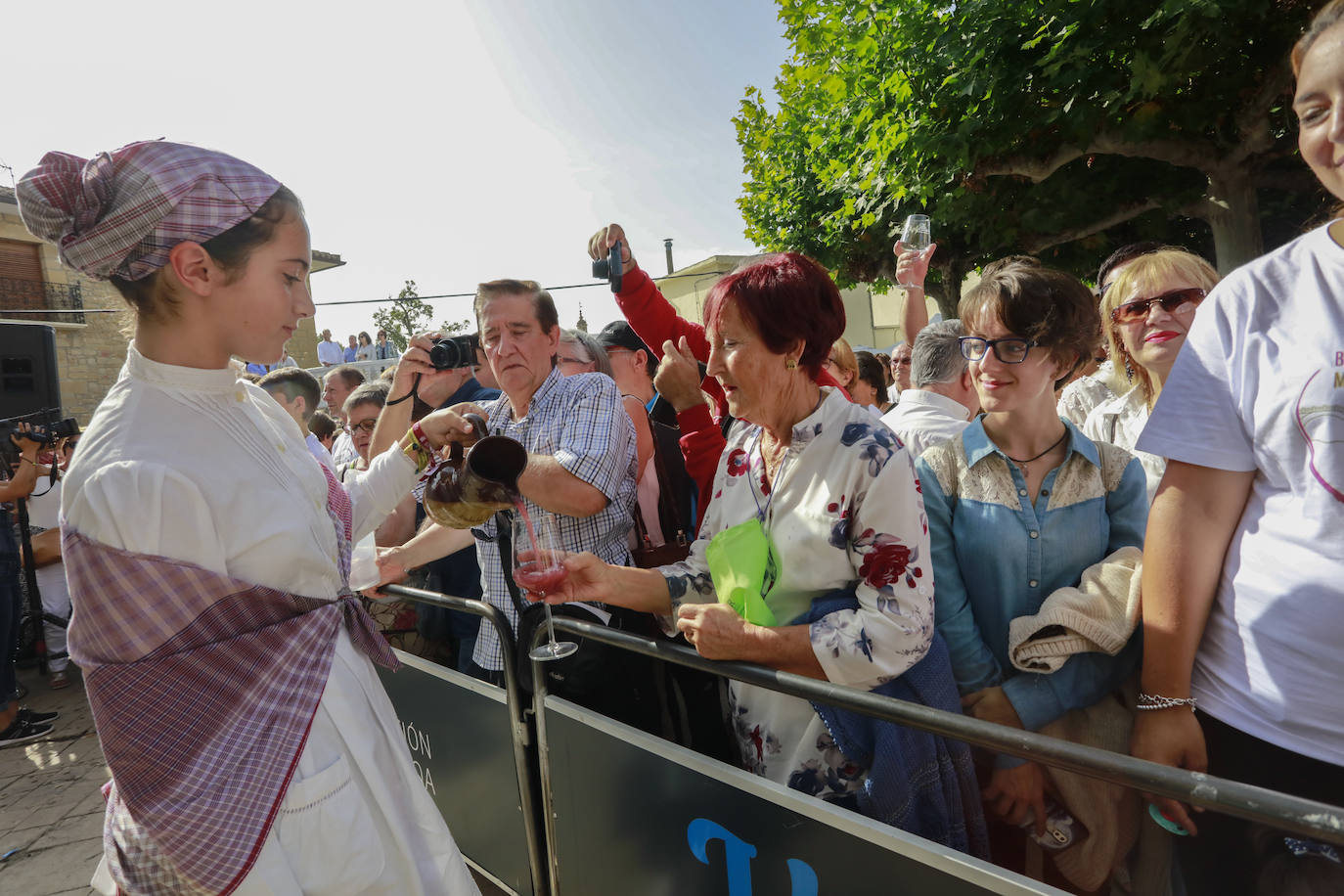 La tradición celebración de la Rioja Alavesa ha tenido lugar en la localidad de Baños de Ebro