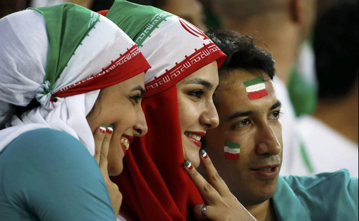 Aficionados iraníesdurante un partido de la Copa de Asia de fútbol que se disputó en Australia en 2015.