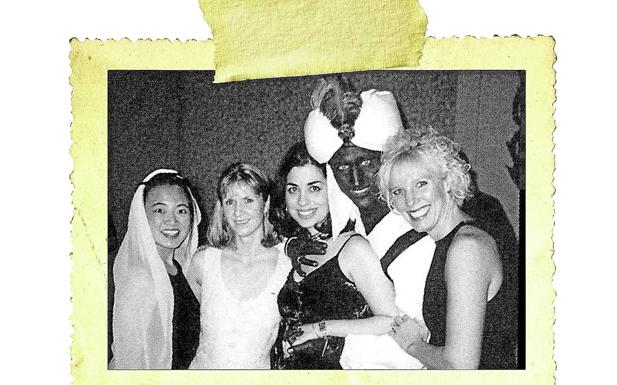 La imagen de la polémica. Justin Trudeau, disfrazado de Aladino con turbante y la cara pintada de negro, en una imagen de 2001, cuando era profesor de instituto.