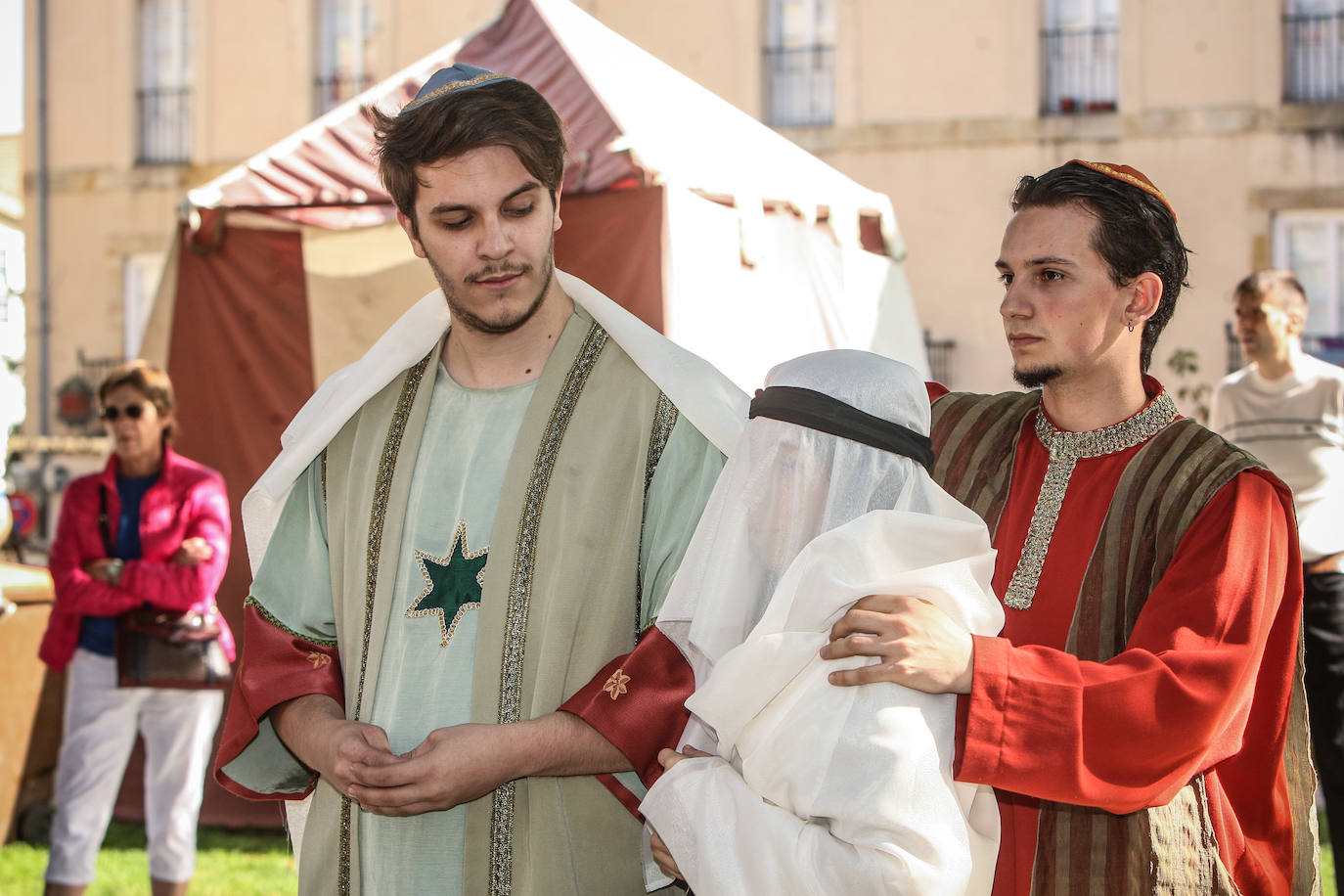 Fotos: Vitoria viaja el Medievo