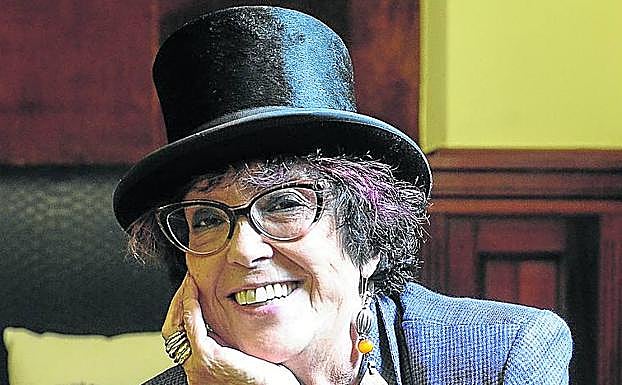 Incorrecta. «Los ataques de puritanismo son muy poco de fiar»