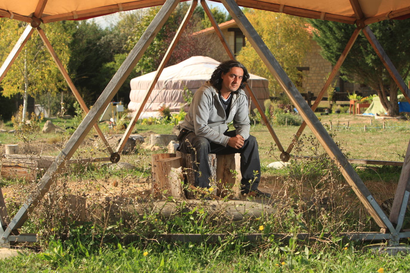 Fotos: El guitarrista de Soziedad Alkoholika que sintió «la llamada» del ecologismo