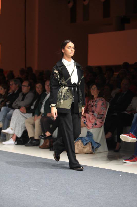 Fotos: El &#039;total black&#039; y el estilo militar dan la batalla esta temporada