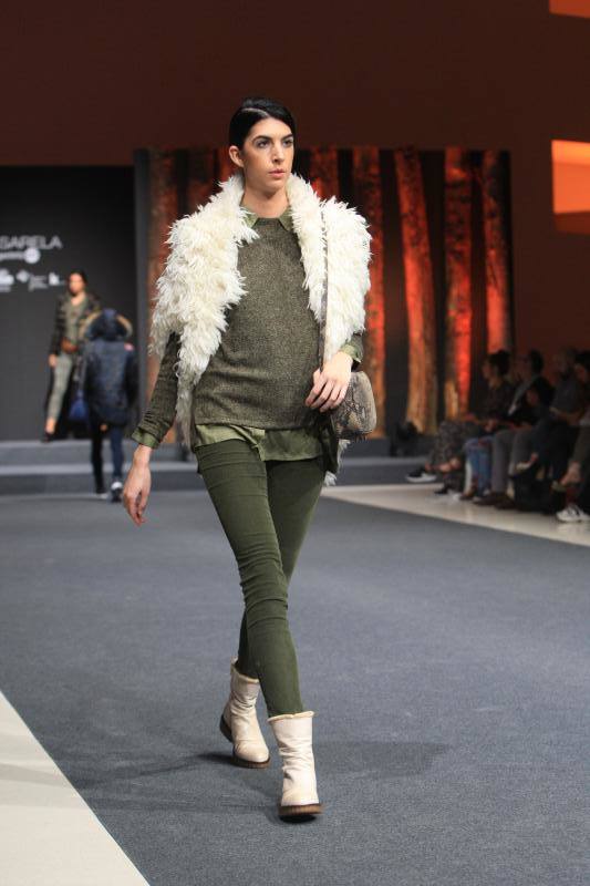 Fotos: El &#039;total black&#039; y el estilo militar dan la batalla esta temporada