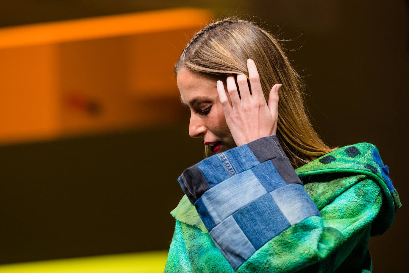 Propuestas sostenibles, diseños extravagantes y moda infantil han protagonizado la segunda jornada de la cita 'fashion' en el Palacio Europa de Vitoria