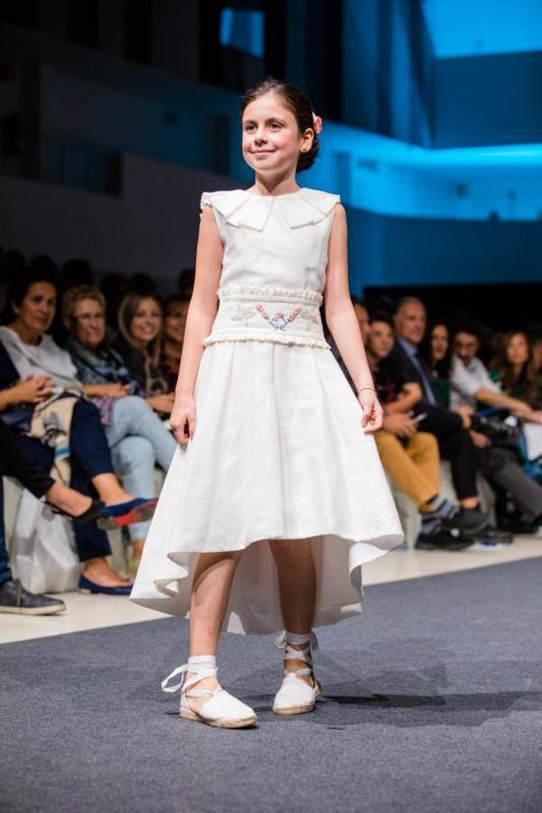 Las colecciones de La nieta de Inés, Rebeca Ruiz, Eder Aurre y la pareja formada por Miguel Gutiérrez y Cristina Lefter cerraron el Encuentro de Nuevos Creadores de Moda de la Pasarela Gasteiz On.