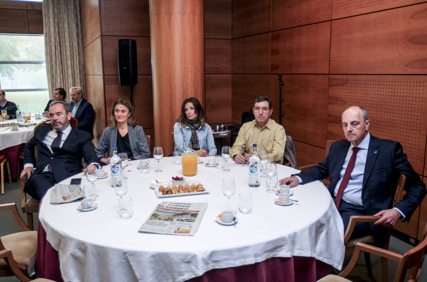 Jorge Ibarrondo, Ana Morales, Leire Fernández de Alaiza, Roberto García e Iñaki Rivacoba.