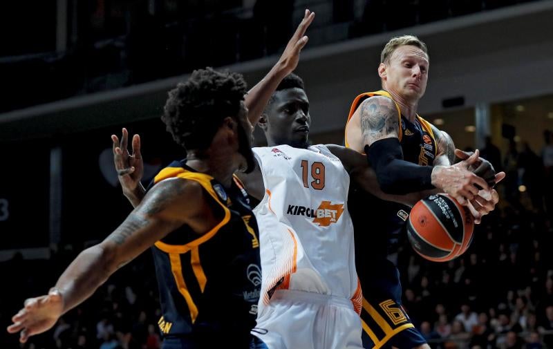 Fotos: Las mejores imágenes del Khimki - Baskonia de la Euroliga