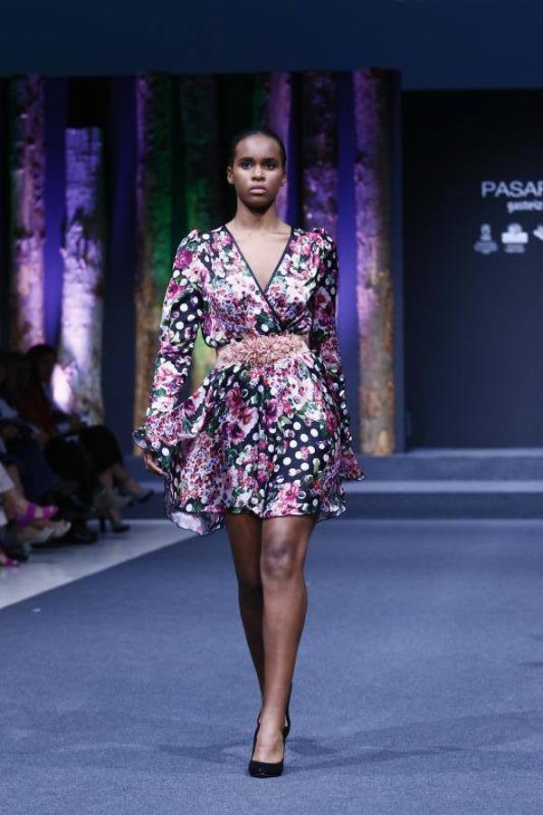 Algunas de las propuestas de La Couture, Atelier Vitoria y Ríos Moda que desfilaron por la Pasarela Gasteiz On. Ríos mostró también moda urbana.